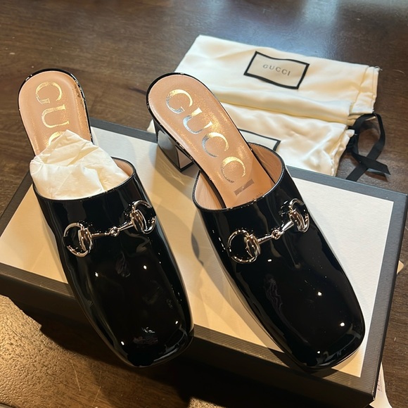 Gucci Shoes - Gucci Lexi Patent mules